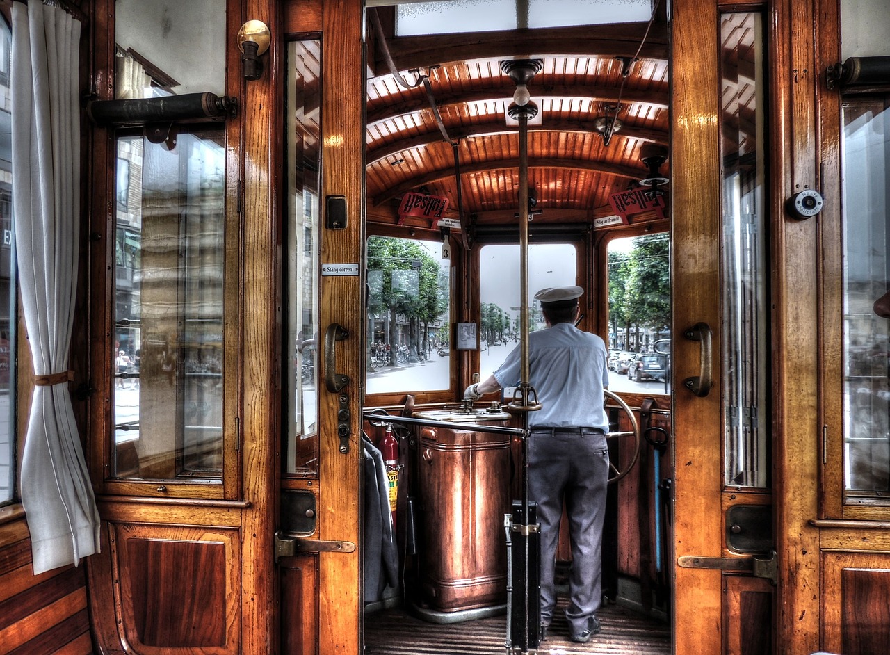 El tranvía de Alicante (TRAM): líneas, conexiones y cómo moverse entre barrios